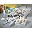 牙具六小件套装；酒店宾馆用品;一次性牙刷;一次性梳子;一次性香皂;一次性洗发液;一次性淋浴液;火柴;